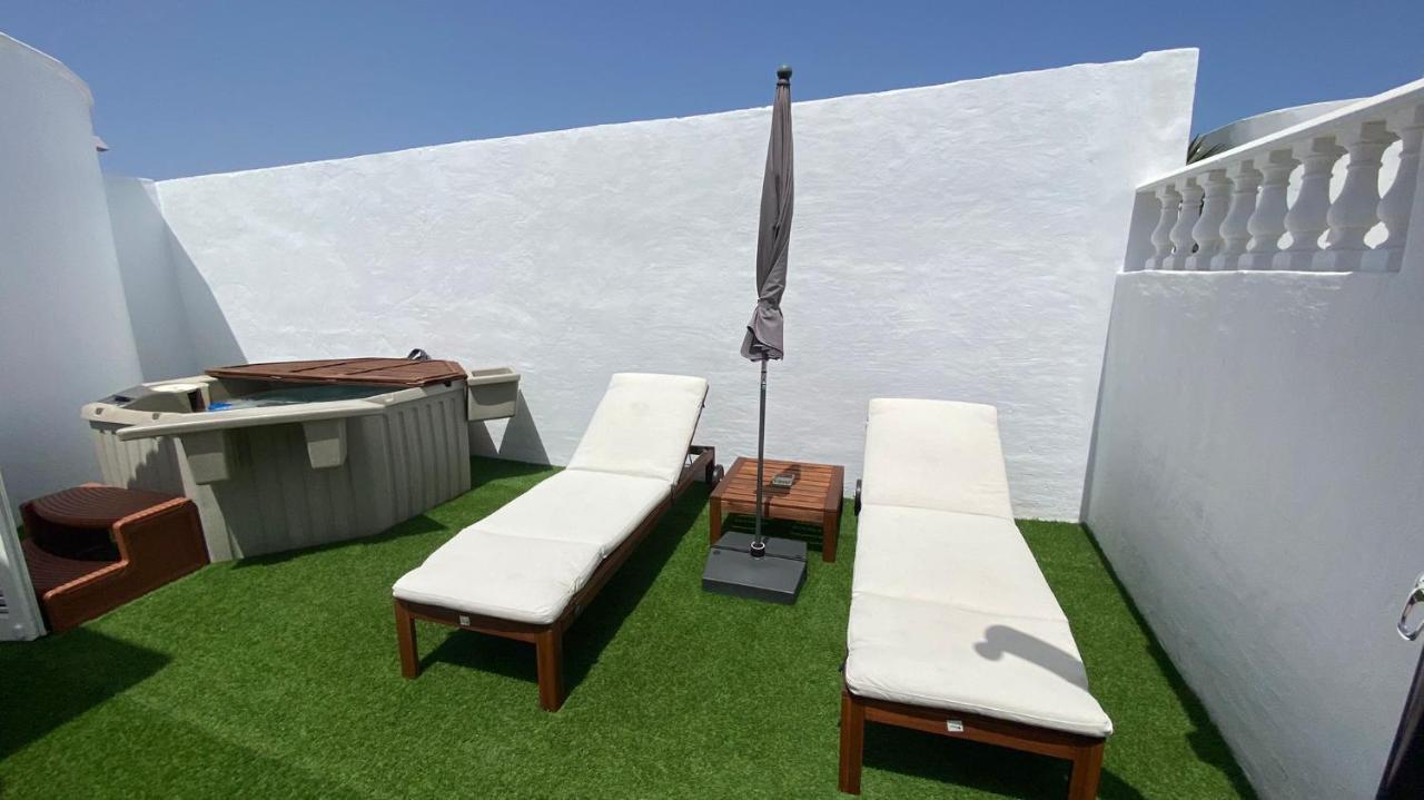 La Duomo Di Vulcano Villa Playa Honda  Exteriör bild